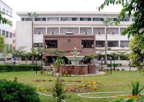 650 ألف جنية لدعم رسائل الماجستير بجامعة المنصورة