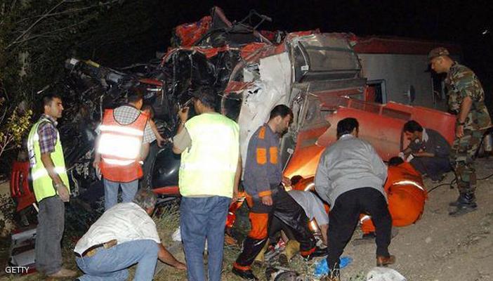 مقتل 13 شخصا في حادث سير شرق تركيا