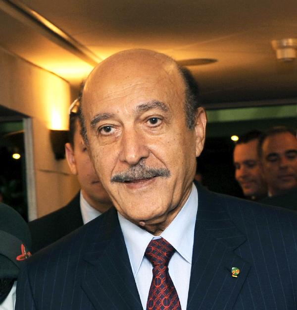 منع ابنتي “سليمان” من السفر