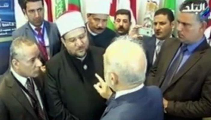 بالفيديو.. مشادة بسبب دعوة وزير الأوقاف فصل الدين عن السياسة