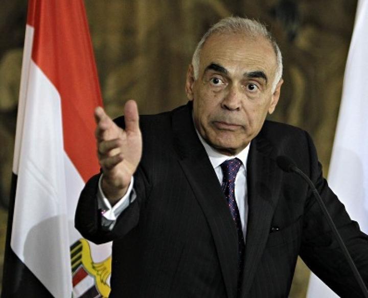 وزير الخارجية يطالب إيران بتحقيق تطلعات الشعب السوري