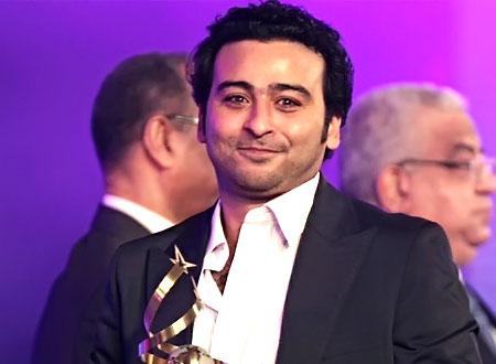 حبس أحمد عزمى أربعة أيام بتهمة حيازة مواد مخدرة