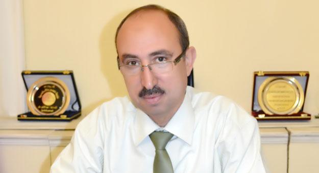 السروجي يحيي صمود شباب الجامعات على تظاهراتهم السلمية