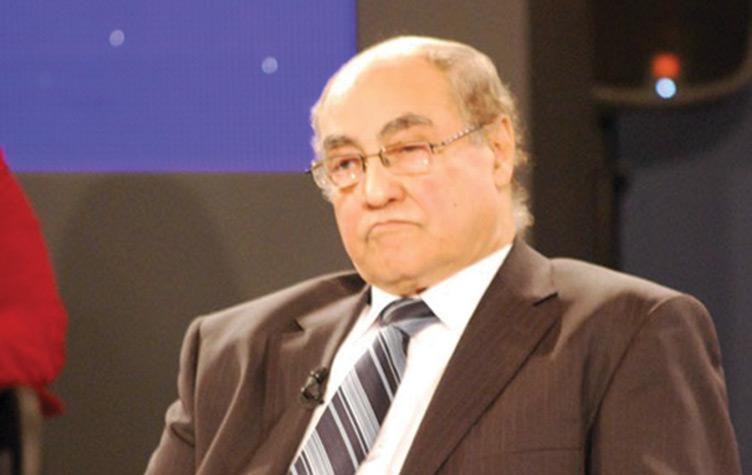 وفاة الدكتور فاروق أبو زيد عميد إعلام القاهرة الأسبق عن 75 عامًا