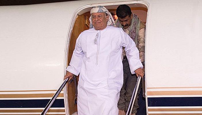 الحوثيون يفجرون طائرة الرئيس اليمني بمطار عدن