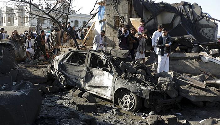 “القاعدة” تسيطر على مقر المنطقة العسكرية الثانية باليمن