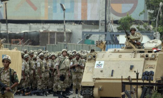 “هيومان رايتس” تطالب أمريكا بعدم استئناف المساعدات العسكرية لمصر