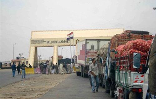 مسلحون يحتجزون 55 مصرياً بليبيا للإفراج عن ذويهم بالقاهرة