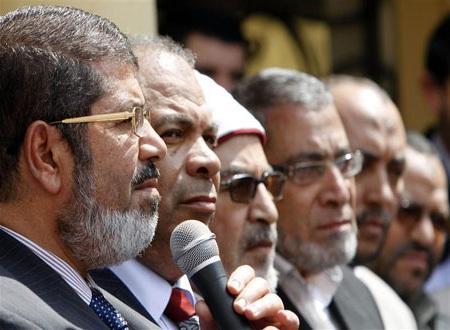 القوى الثورية تتوعد الرئيس والإخوان بـ”يوم الغضب” غداً