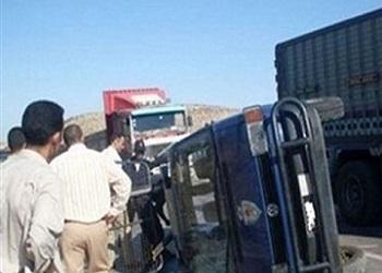 إصابة 21 جندي أمن مركزي أثر انقلاب حافلة