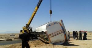 انقلاب سيارة محملة بـ 52 ألف لتر سولار