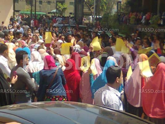 “طالبات المنوفية” يتظاهرن ضد ترشح السيسي