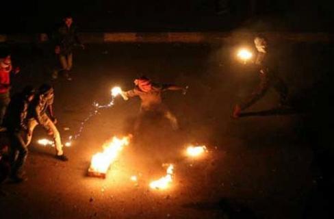 مولوتوف وعشرات المصابين.. حصيلة احتفالية 6 إبريل