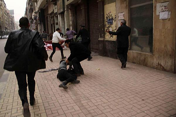 مفاجأة في تحقيقات شيماء الصباغ: كاميرات طلعت حرب معطلة