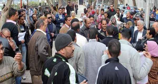 تظاهر مفتشي تموين دمنهور احتجاجا على مقتل زملائهم