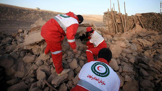 ارتفاع  ضحايا زلزال إيران لـ 37 شخصا