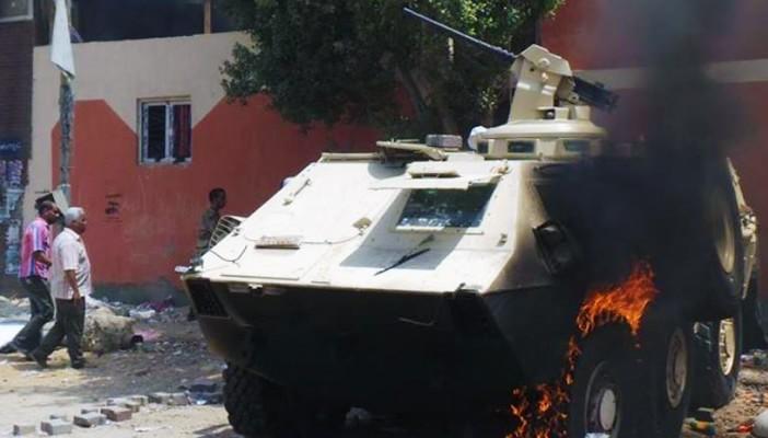 خاص لـ”رصد”: مقتل جندي وإصابة 3 في استهداف دبابة للجيش بسيناء