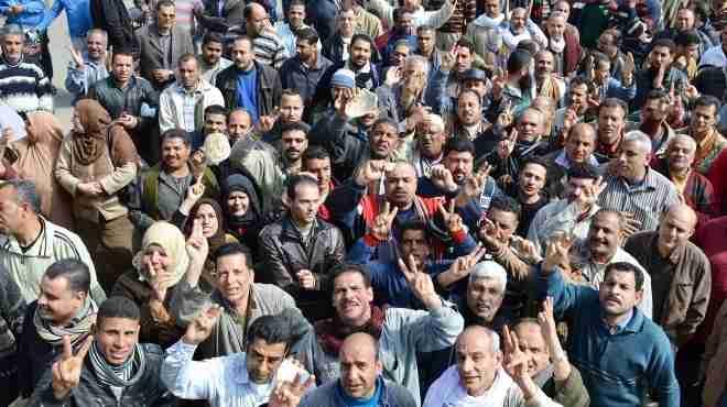 لليوم الرابع.. تواصل إضراب “المصرية الهندية للبوليستر” بالسويس