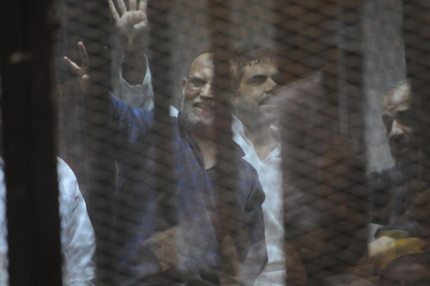 “الجنح” تحكم بالحبس 6 أشهر على عصام العريان وآخرين بأحداث الإسماعيلية