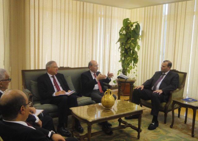 وزير الصناعة يبحث تعزيز التعاون بين مصر وألمانيا