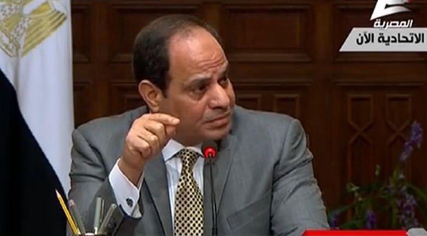 3 سقطات للسيسي في خطاب “الأسرة المصرية”