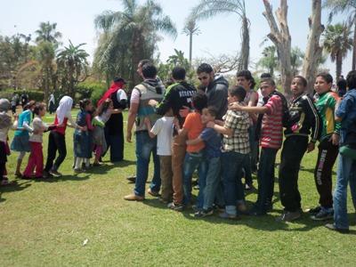 وسط 350 طفلا .. “رسالة” تحتفل بيوم اليتيم