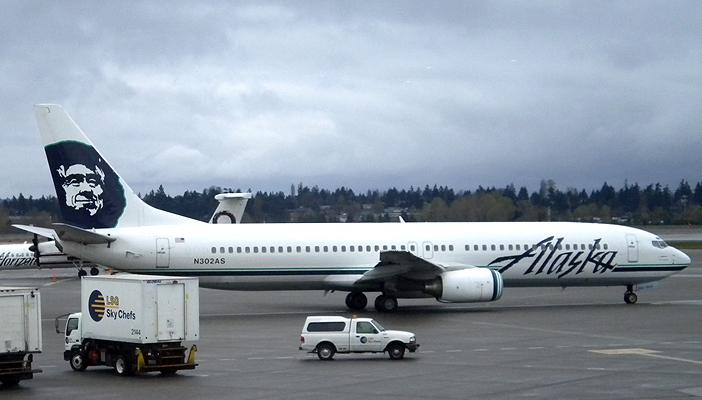 طائرة تضطر للهبوط بسبب إغفاء عامل تحميل الحقائب داخلها