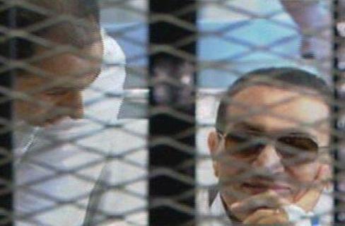 بالفيديو.. الشورى يناقش صبغة وساعة مبارك