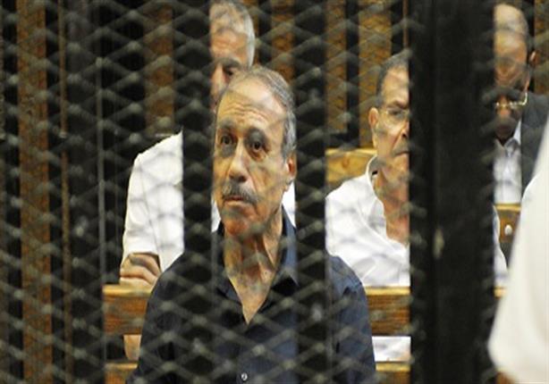 بالفيديو.. قاضٍ سابق: حكم سجن “العادلي” واجب النفاذ لحين البت في الطعن