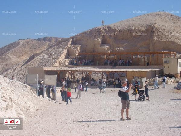 حصريا ـ إصابة ضابط  في اشتباك مع الباعة الجائلين بالأقصر