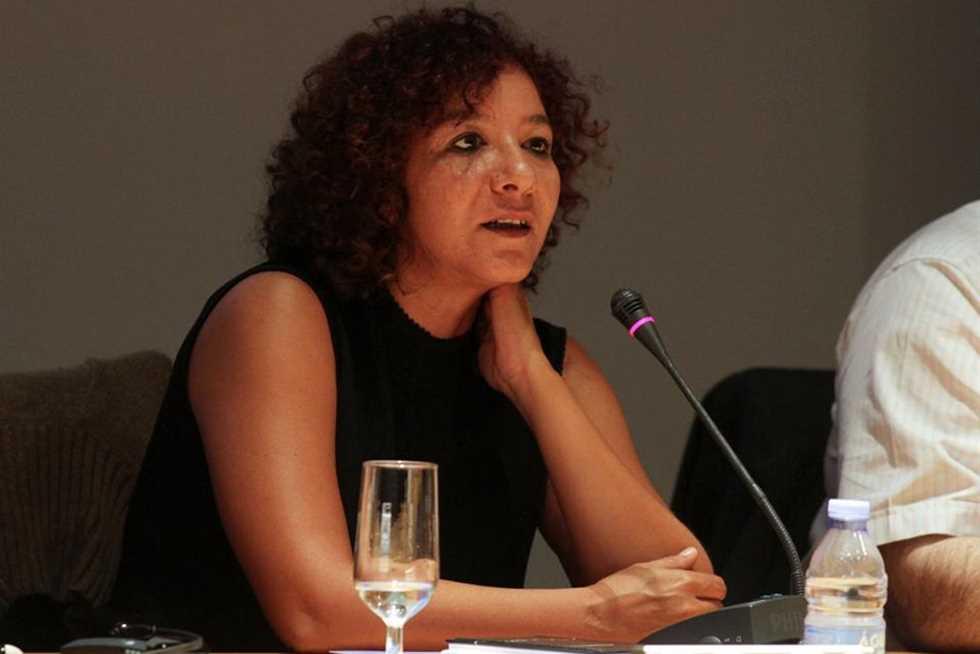 منى برنس تنشر فيديو رقص جديد..ورئيس جامعة السويس:جار التحقيق معها