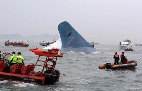 مصرع 25 و 271 مفقود في غرق عبارة بـ”كوريا الجنوبية”