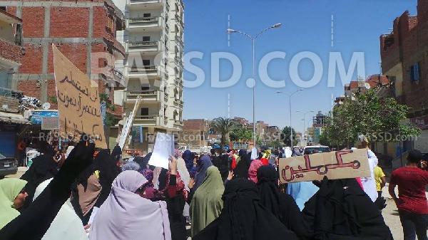 مسيرة لرافضي الانقلاب بالسويس فى أسبوع”مصر ليست تكية”