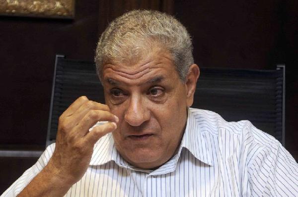 حكومة الانقلاب توافق على زيادة بدل المهن الطبية