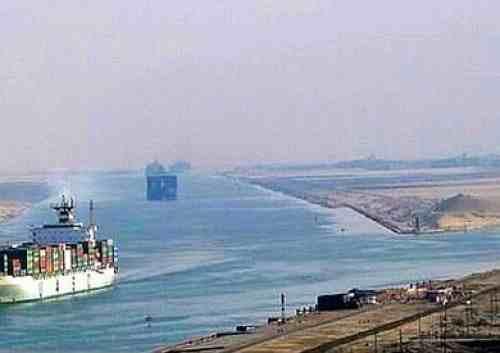 إغلاق 3 موانئ بخليج السويس لسوء الأحوال الجوية