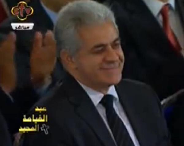 فيديو.. الأقباط يعلنون تأييد “السيسى” بحضور “صباحى” بالكاتدرائية