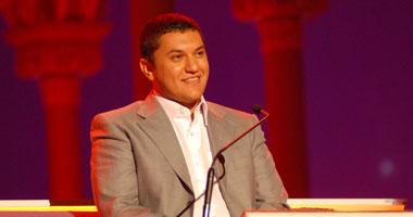 فصل المعتقل عمر حاذق من مكتبة الإسكندرية