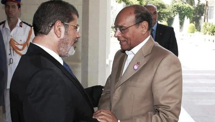 المرزوقي لـ”مرسي”: كل المحبة والتضامن والاعتزاز بأخي الرئيس