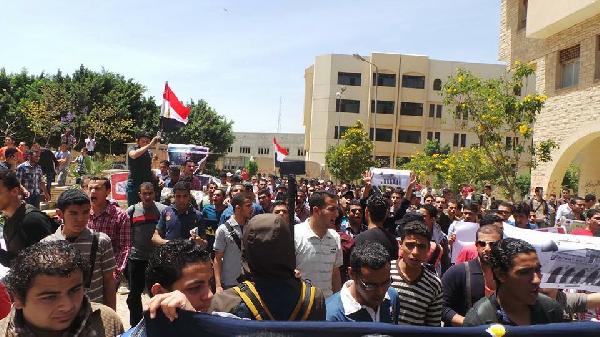 مسيرات لطلاب الأزهر رفضا لقرار تقديم موعد الامتحانات