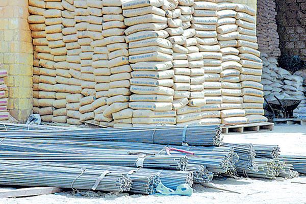 استقرار الحديد وارتفاع الأسمنت.. تعرف على سعر مواد البناء بمصر اليوم