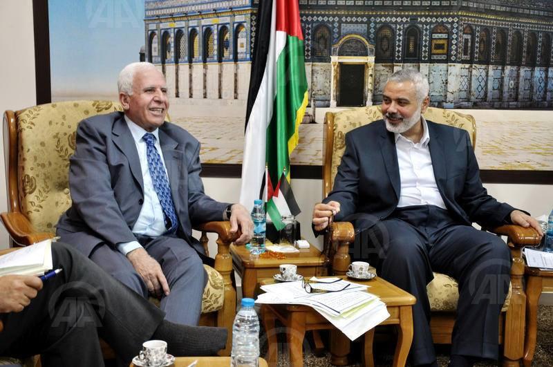 تواصل جلسات المصالحة بين “فتح” و “حماس”