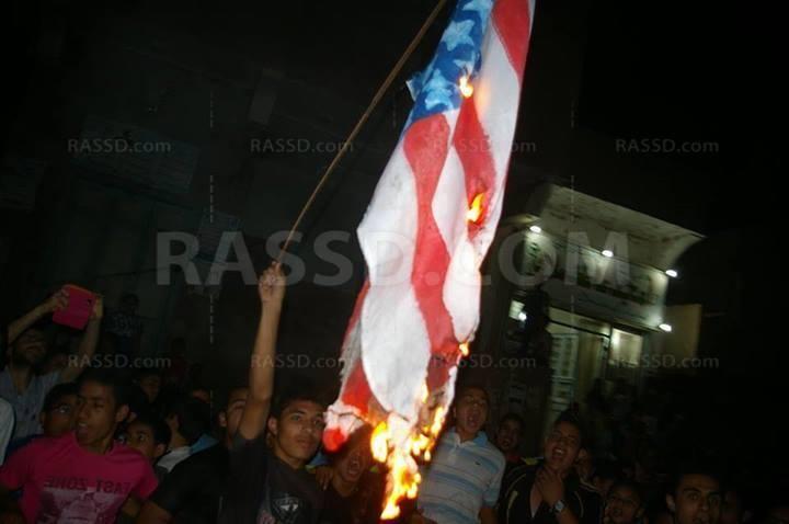 حرق علم أمريكا بمسيرة مطرطارس لـ”دعمها انقلاب العسكر”