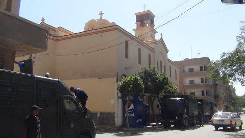 إستنفار أمني أمام كنائس بني سويف واشتباكات مع الأمن بالواسطى