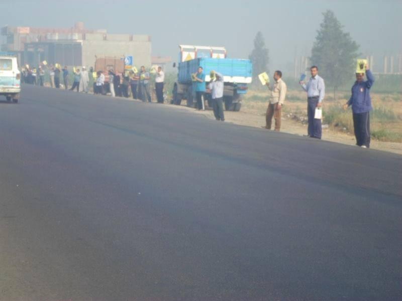 سلسلة بشرية لثوار” أبوحمص” بالبحيرة رفضًا للحكم العسكري