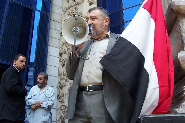 تحت شعار”لا لفصل العمال” تكريم 30عامل  فى عيدهم بنقابة الصحفيين