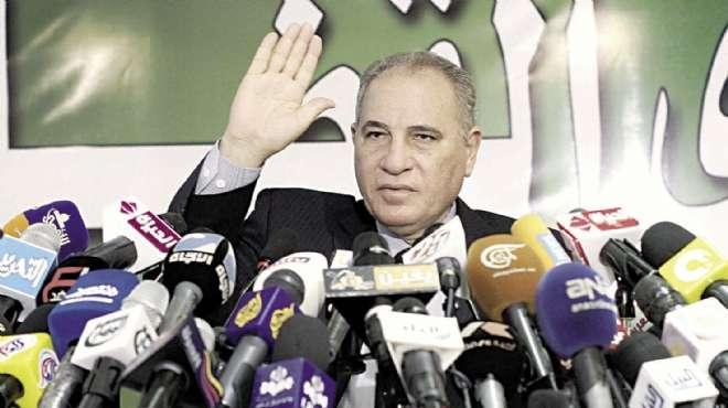 بالفيديو..الزند يذكر مبارك بدلا من مرسى ونشطاء: مستحيل ينسى حبيبه