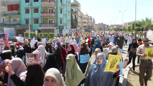 مسيرة بالعاشر من رمضان بالشرقية رفضا لتمثيلية الرئاسة