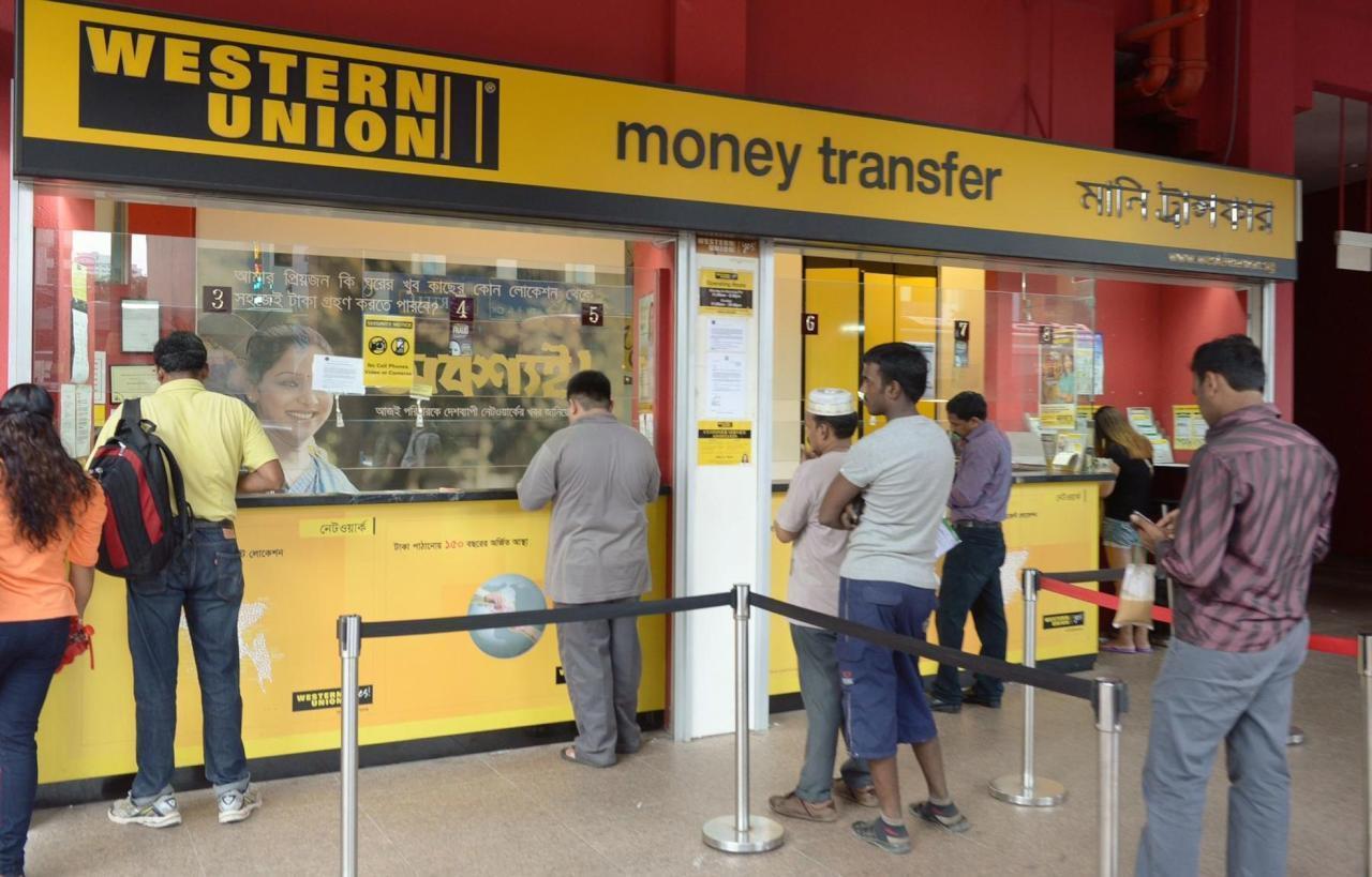 خلال 5 أشهر.. تحويلات المصريين العاملين بالخارج ترتفع بنسبة 13.8%