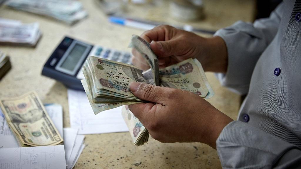 ميدل إيست بيزنس: التحركات الاقتصادية في مصر تقودها لمصير”اليونان”