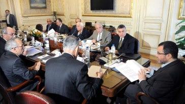 مجموعة وزارية تبحث حل أزمة شركة سمنود للنسيج